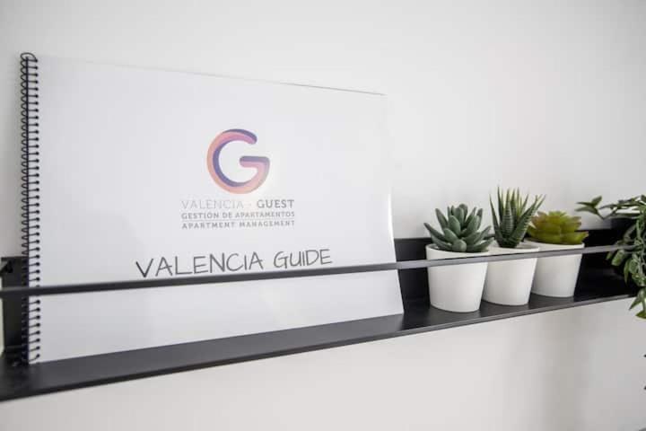 Cool Lofts Center Valencia Hotel Exterior foto